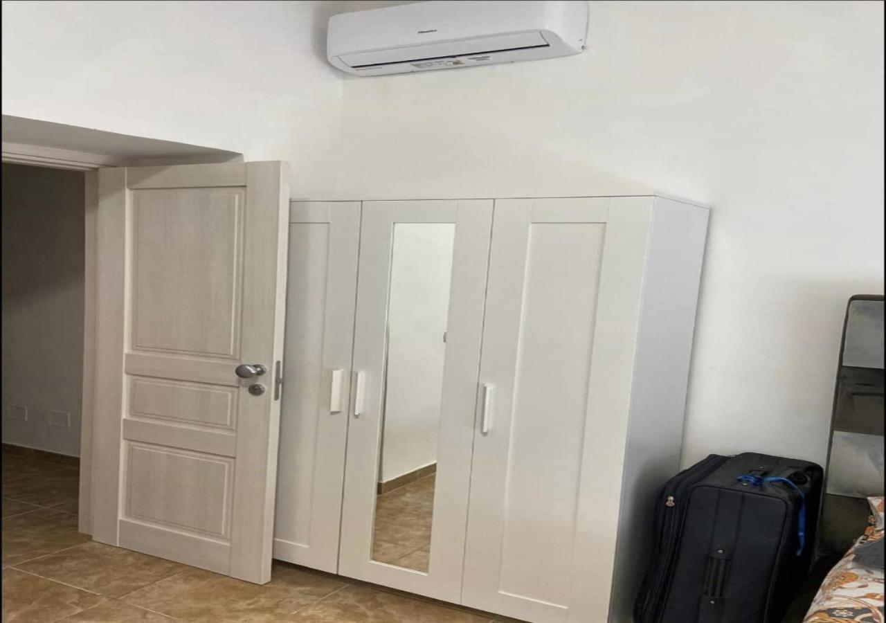 Miris Home Fast And Comfortable With Self Check In 8 Minutes Walk Near Naples Airport Exteriör bild