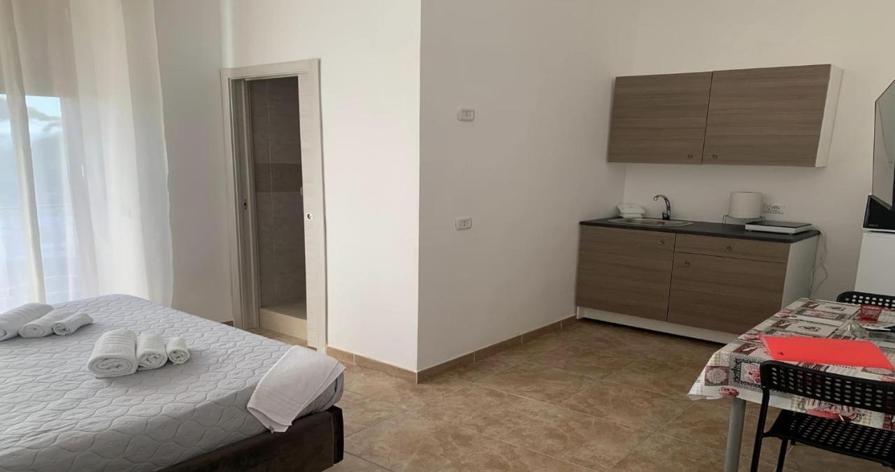 Miris Home Fast And Comfortable With Self Check In 8 Minutes Walk Near Naples Airport Exteriör bild
